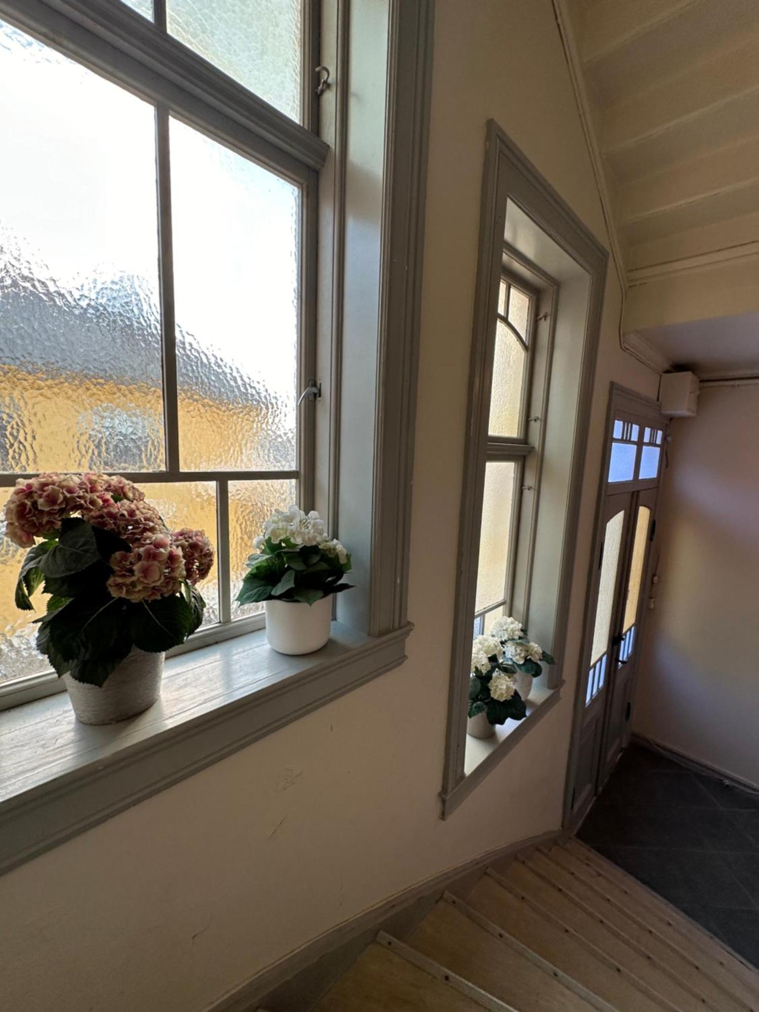 Stylish Big Jugend Art Nouveau Apartment With Balcony Heart Of Alesund Exterior photo